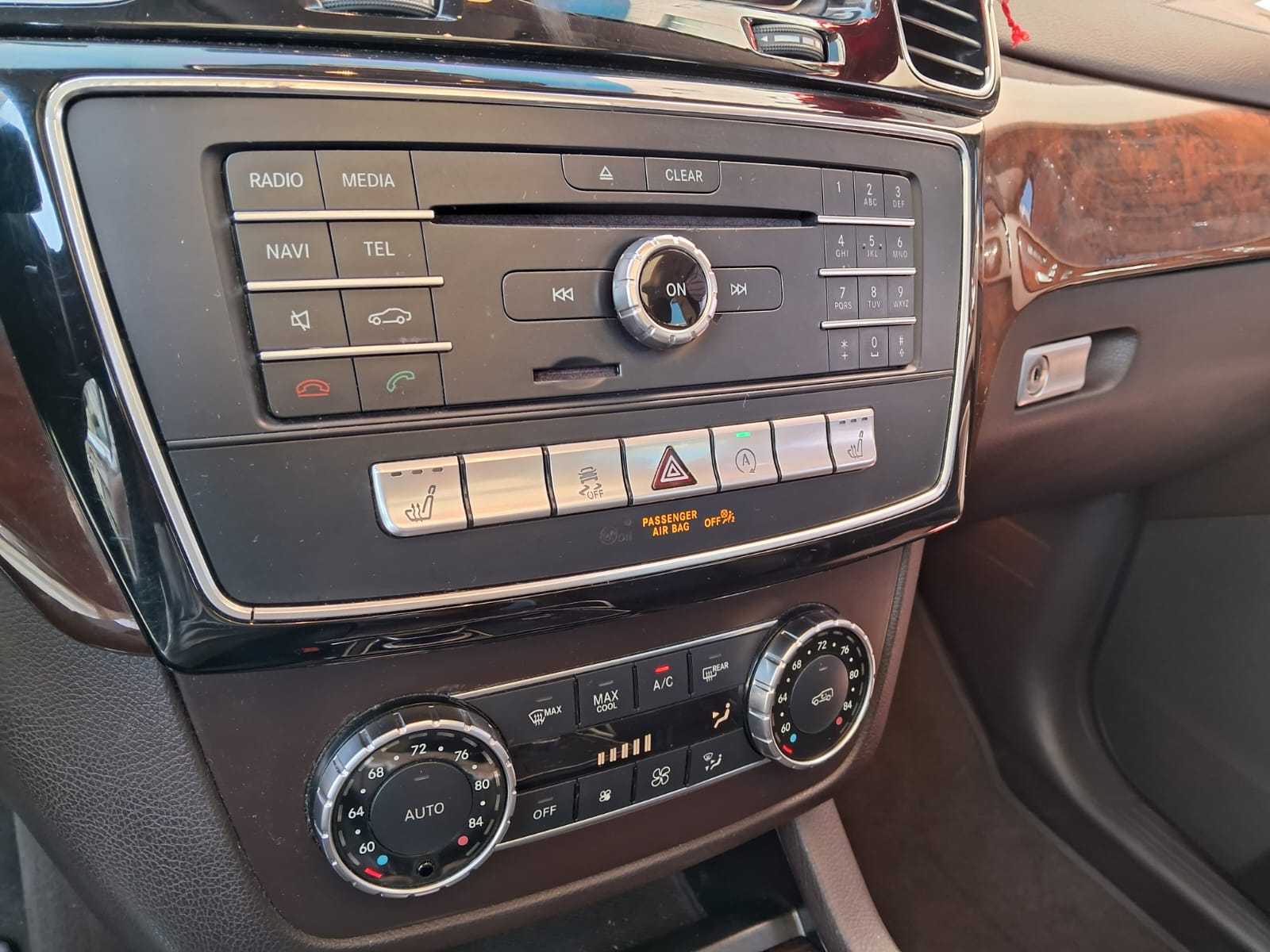 Vendo jeepeta Mercedes en República Dominicana