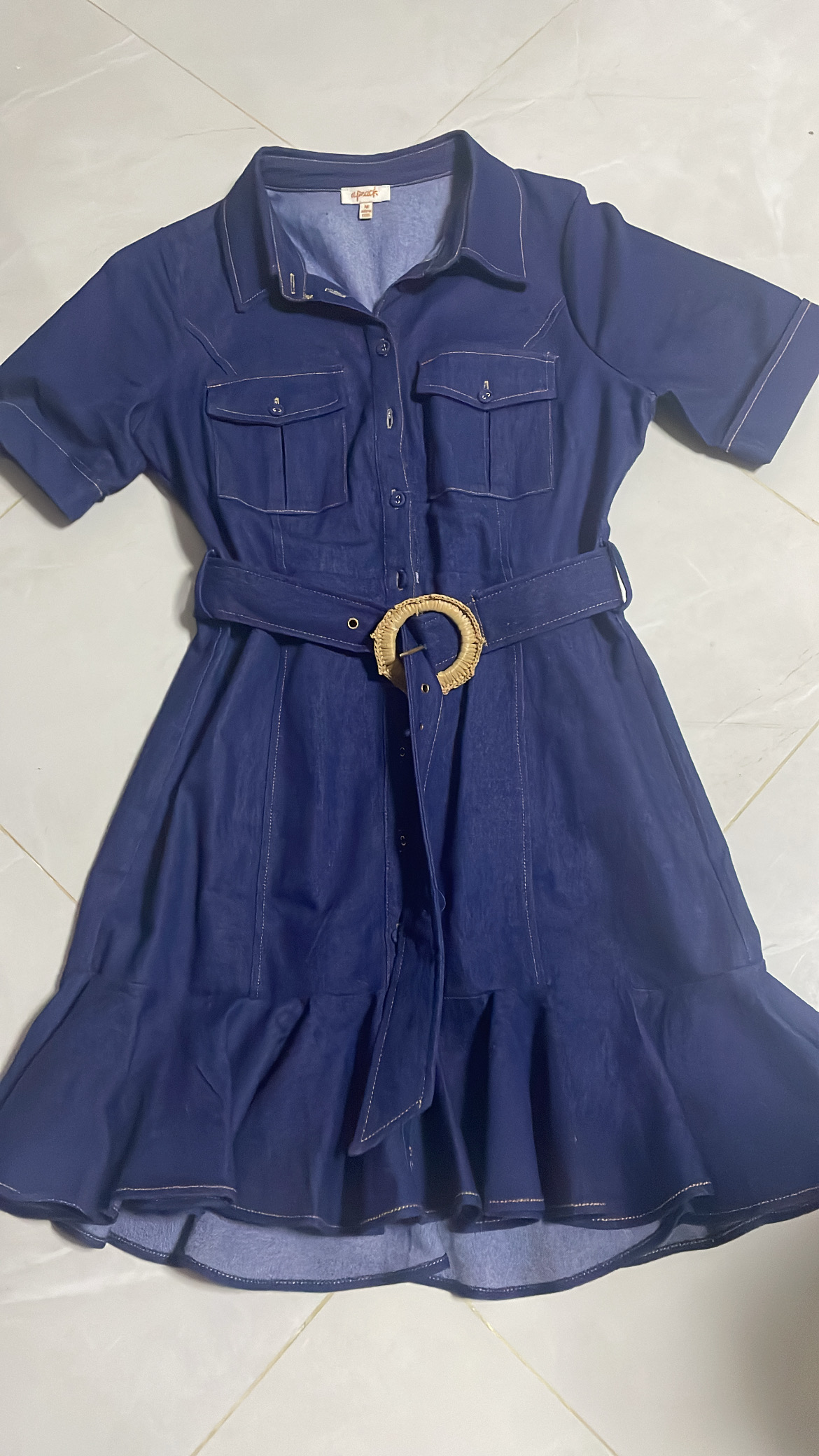 ropa de buena calidad , al por mayor y al detalle , tenemos envío disponible. en República Dominicana