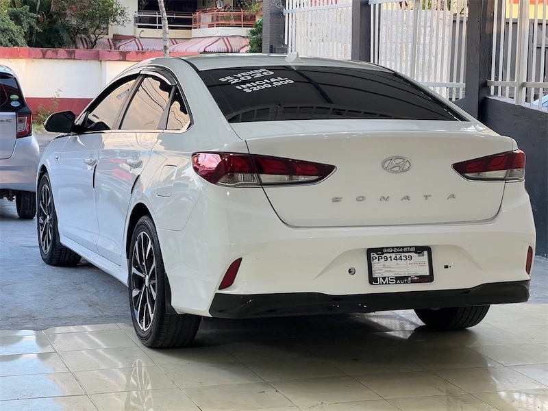 HYUNDAI SONATA NEW RISE AÑO 2020 PINTURA DE FÁBRICA en República Dominicana