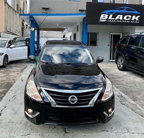 Nissan Versa SV 2019 FULL en República Dominicana