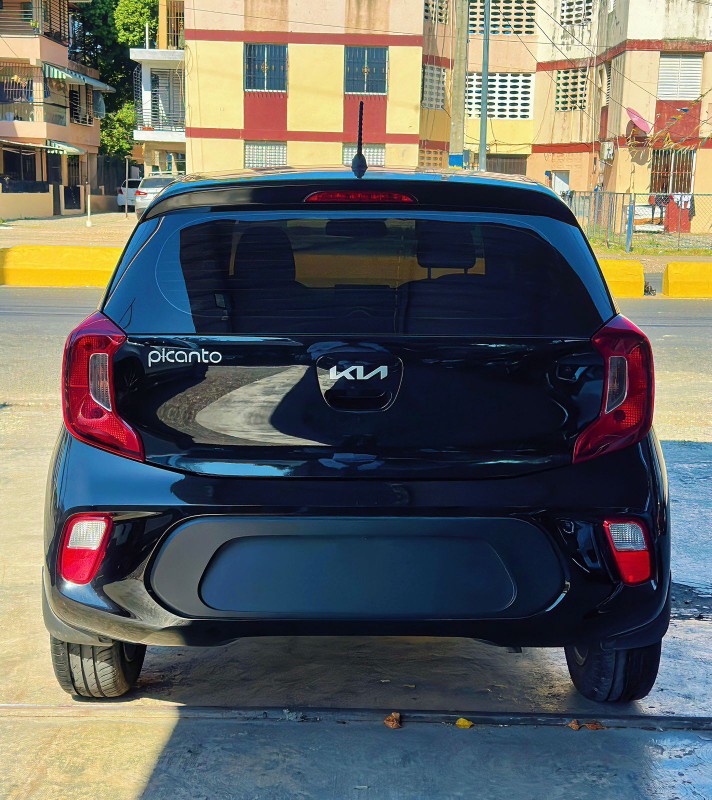 Gran oportunidad de montarte en esta kia picanto 2023 excelentes condiciones en República Dominicana