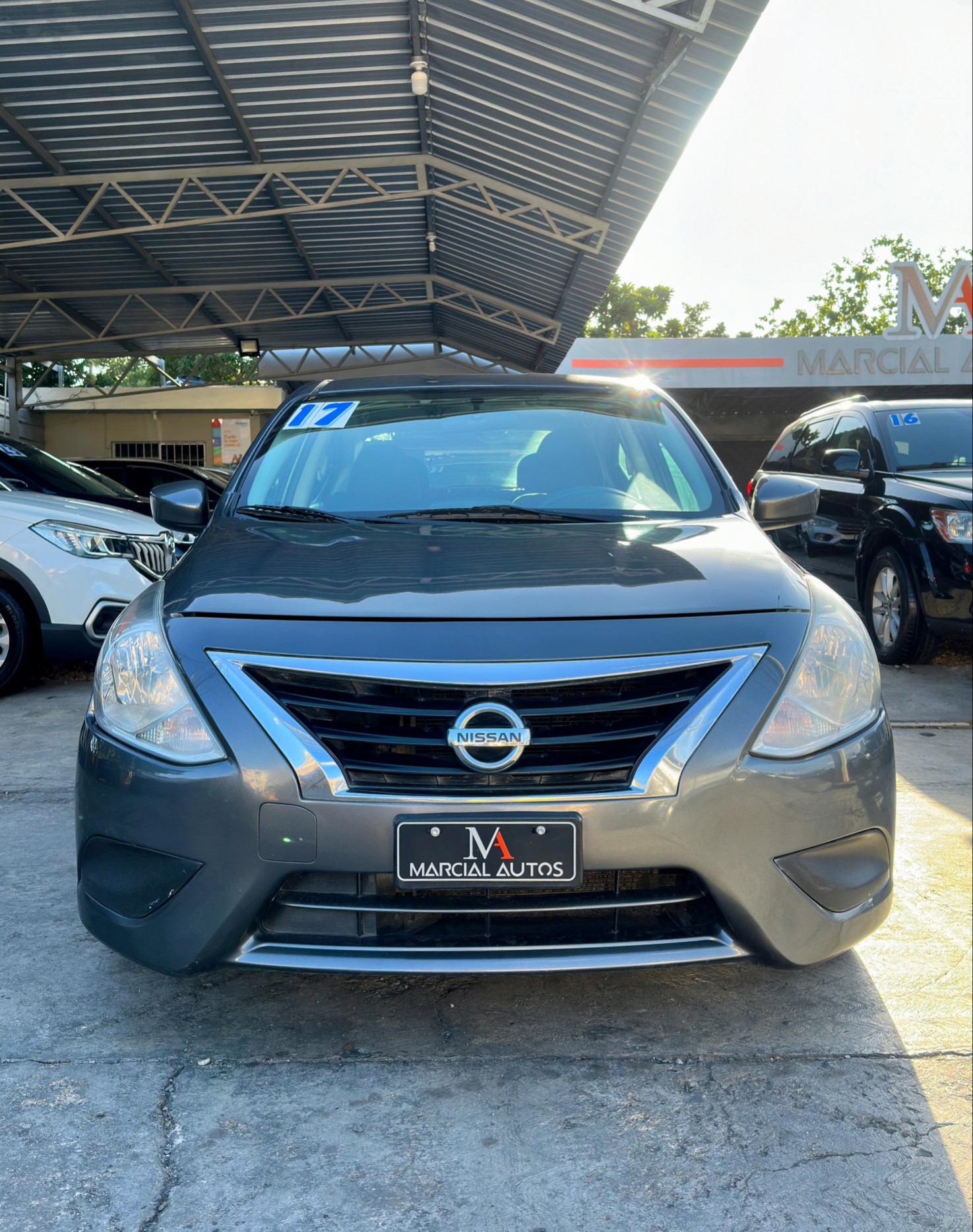 Gran oportunidad de montarte aprovecha Nissan sentra S 2017 recién importado en República Dominicana