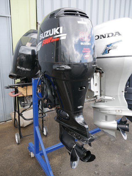 New/Used Outboard Motor engine,Trailers,Minn Kota,Humminbird,Garmin en República Dominicana