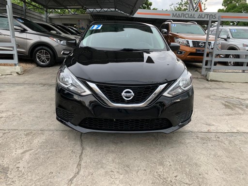 Gran oportunidad de montarte aprovecha Nissan sentra S 2017 recién importado en República Dominicana