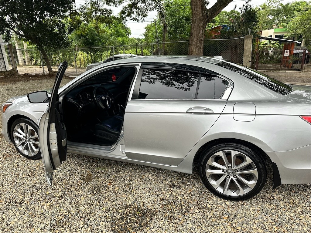 Honda Accord 2009 EXL (Mecánico) en República Dominicana