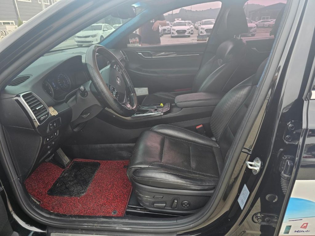 HYUNDAI AVANTE 2018 BLANCODESDE: 730100 en República Dominicana