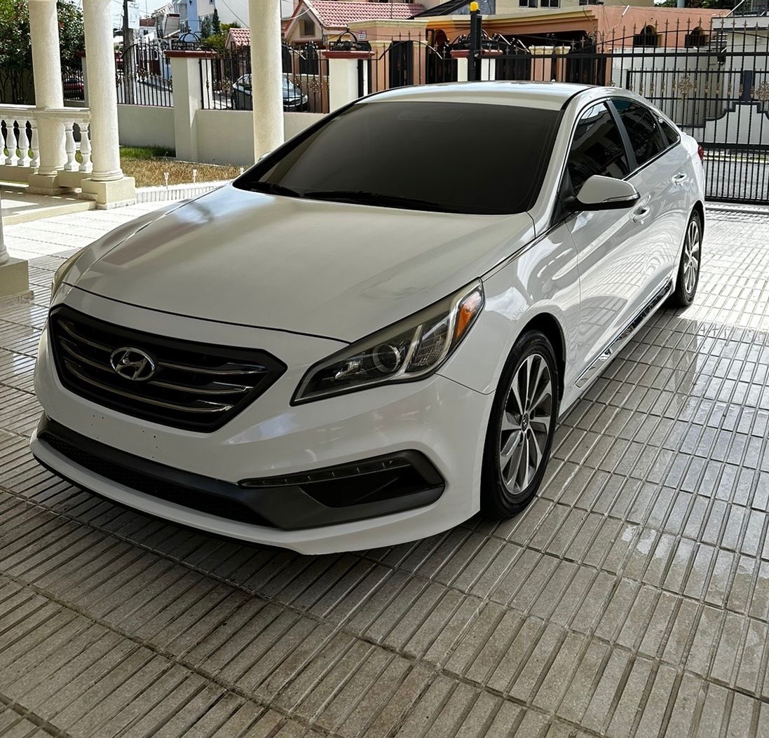 Por motivo de viaje, ¡te vendo tu Hyundai Accent 2016, 75,000 km, bien cuidado! en República Dominicana