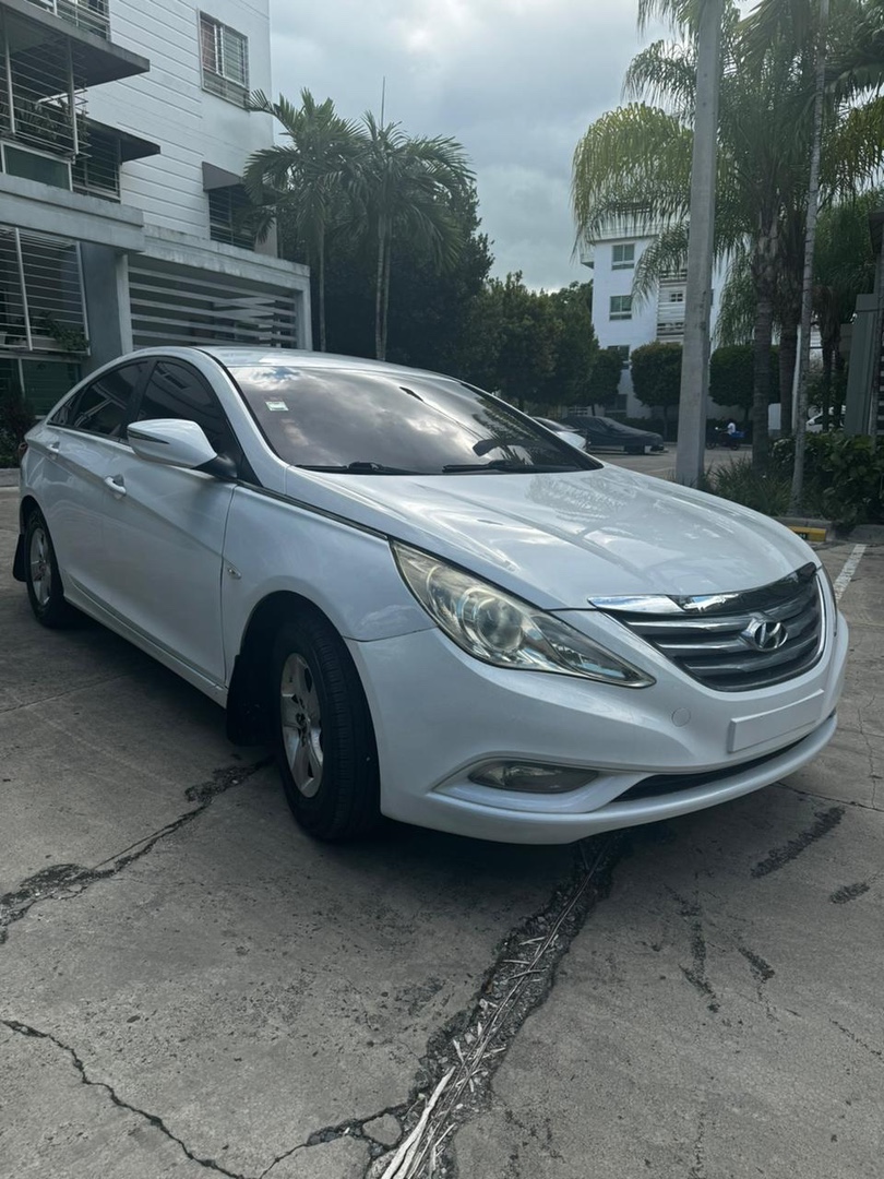Hyundai sonata Y20 2012 – 176 mil kilometros Santo Domingo en República Dominicana