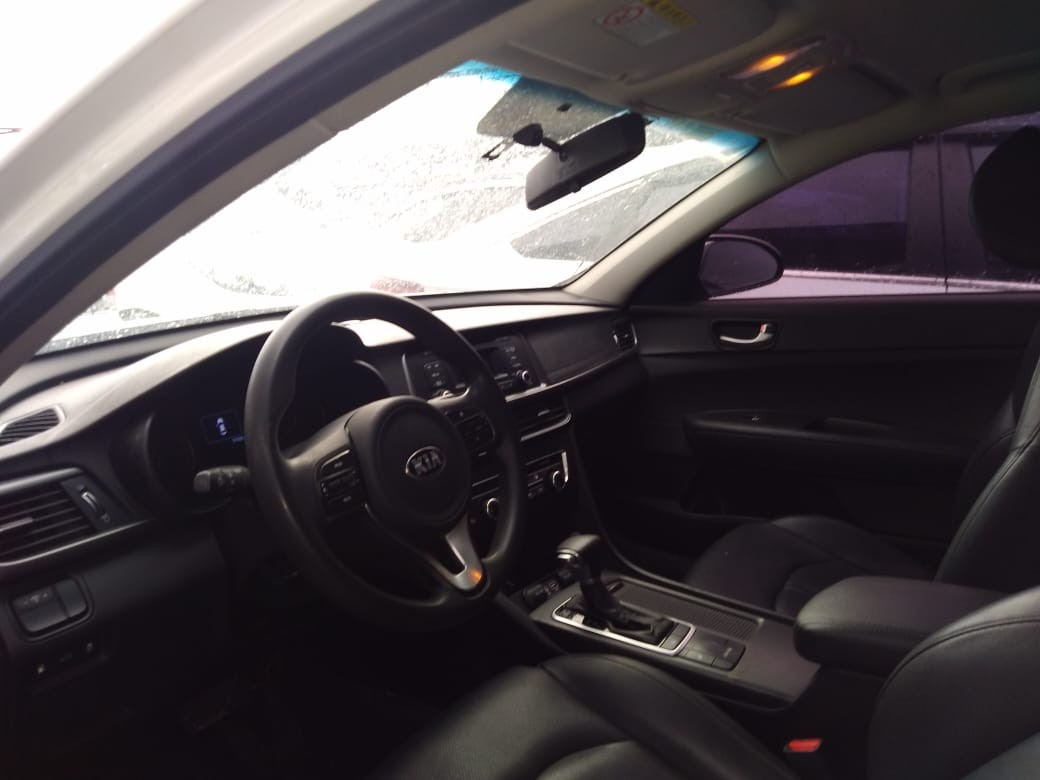 HYUNDAI Y20 2015 BLANCODESDE:  530100 en República Dominicana