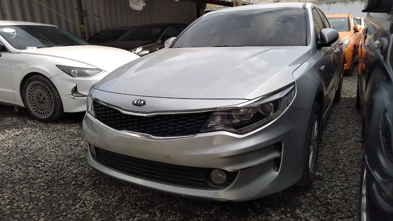 KIA K5 2018 GRISDESDE:  715100