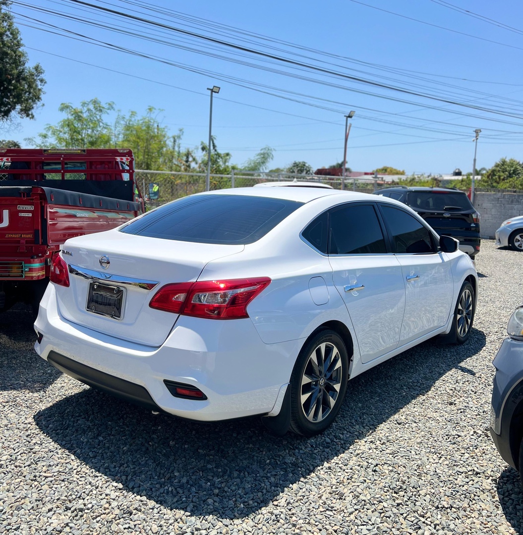 Nissan Sentra 2019 Clean Carfax en República Dominicana