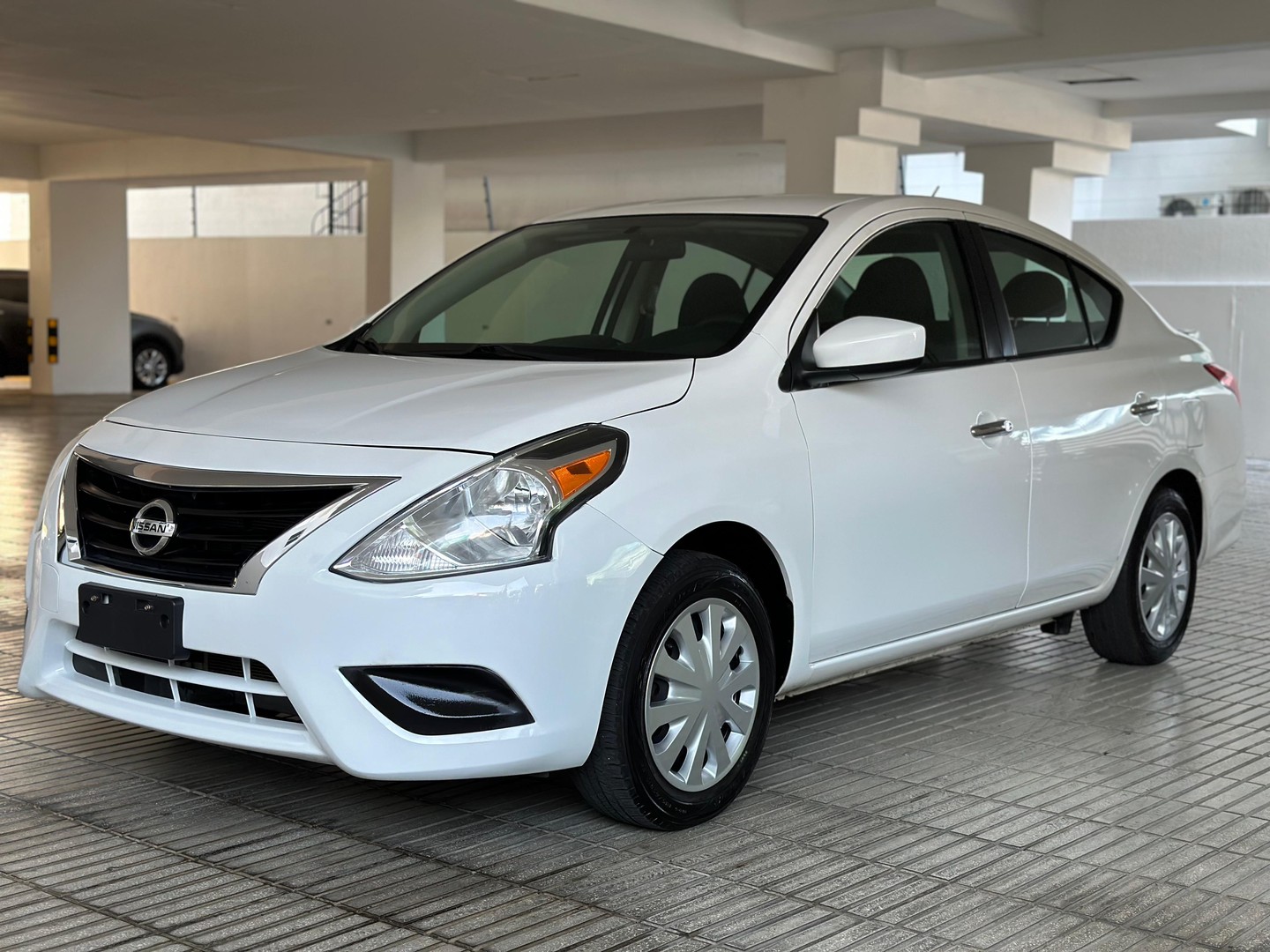 Nissan Versa 2019