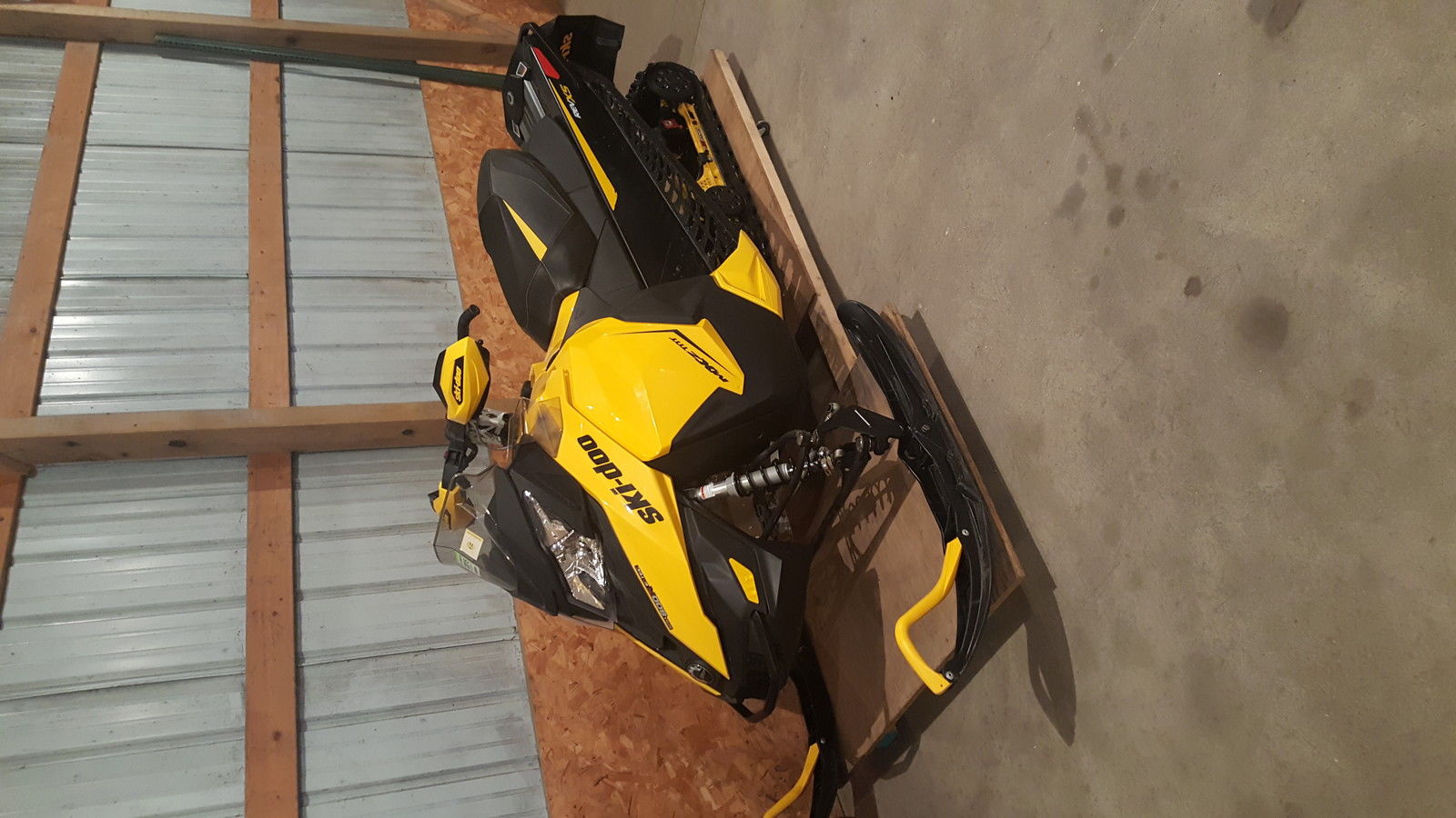 New/Used:Snowmobiles/watercraft/Jet Ski and ATV spare parts en República Dominicana