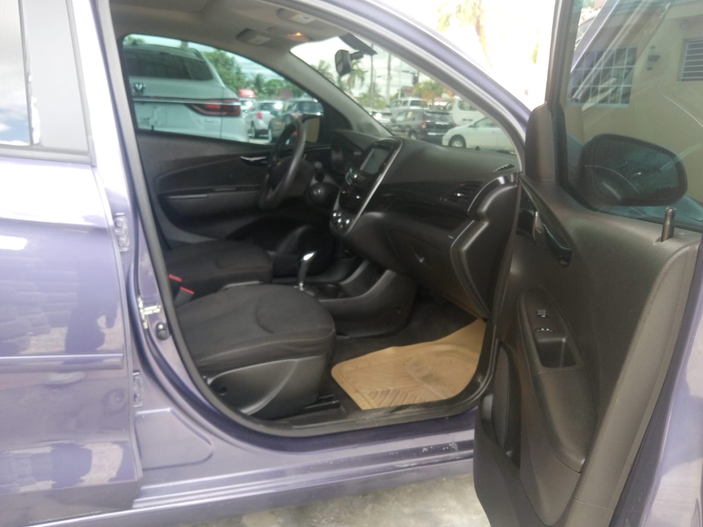 SE VENDE CHEVROLET SPARK LT 2016 en República Dominicana