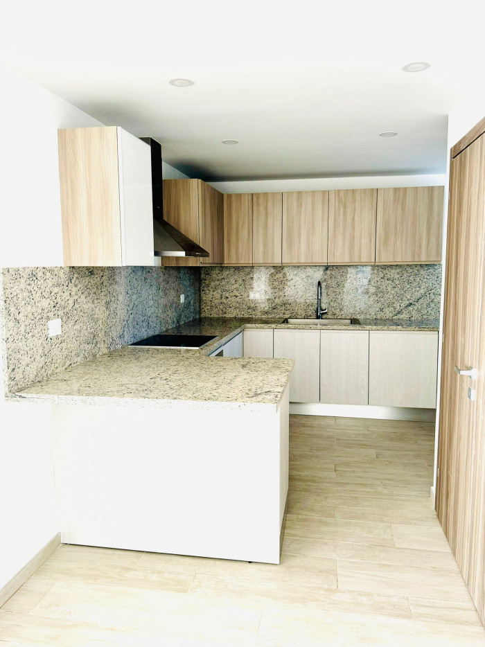 Apartamento Amueblado En Venta En Torre Av. Hispanoamericana, Santiago Wpa124 en República Dominicana