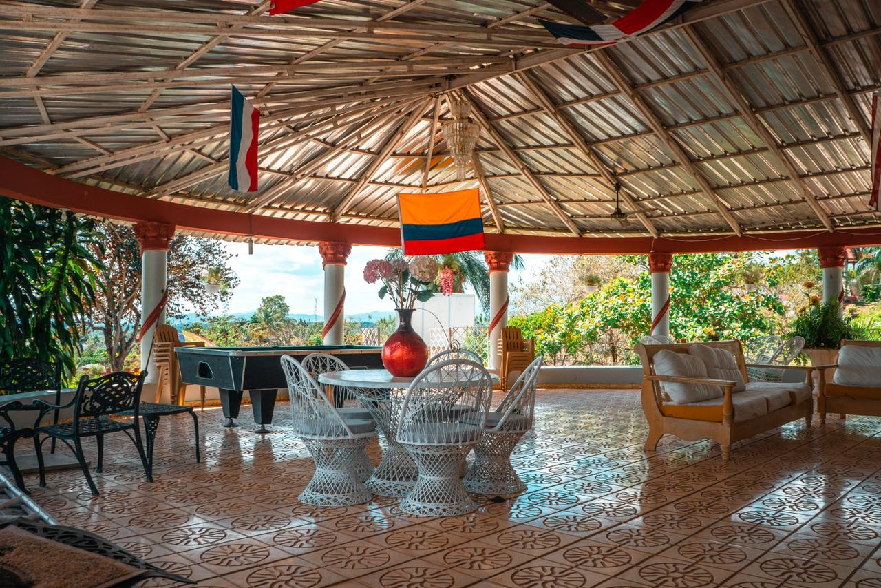Villa amueblada en Venta en Pedro Bran en República Dominicana