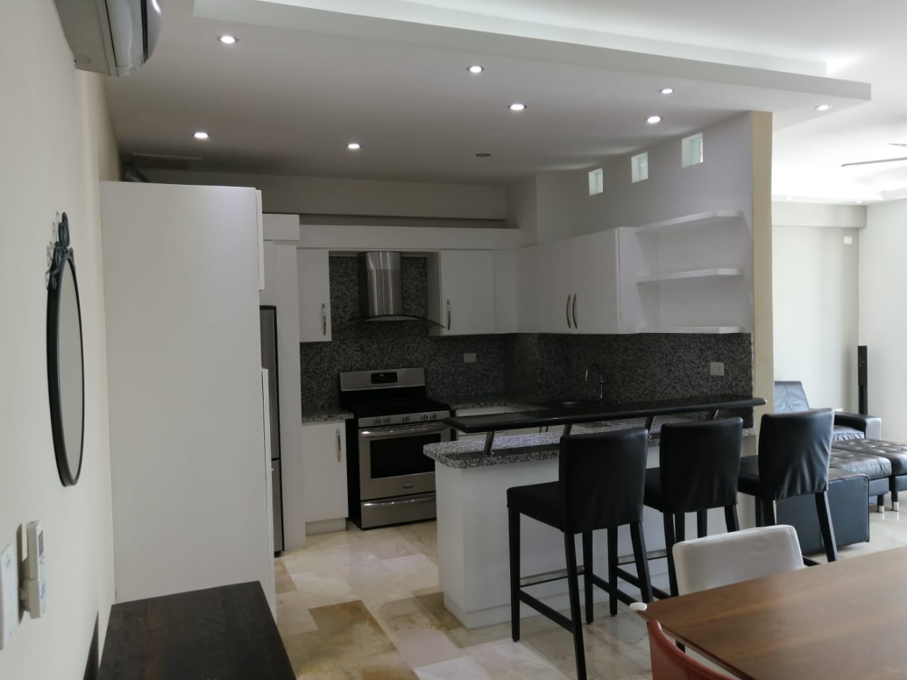 Penthouse en Venta en el Renacimiento de 4 habitaciones en República Dominicana