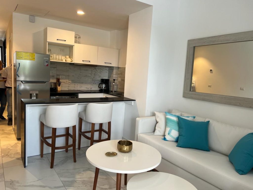 Apartamento de en Venta en La Autopista San Isidro 1 hab. Nuevos a estrenar, Santo Domingo Este. en República Dominicana