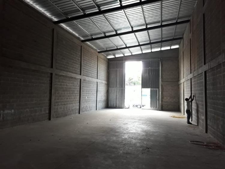 Nave comercial en el  430 metros Proximo a la Av. Duarte y Av. Mexico en República Dominicana