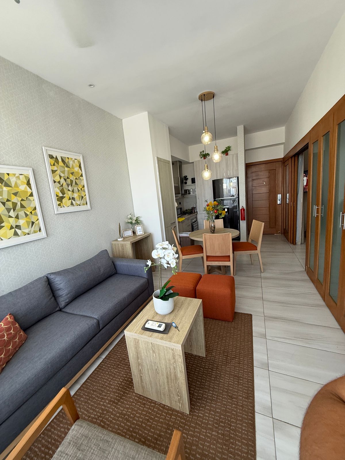 Amplio Apartamento en alquiler en Serralles con Linea blanca en República Dominicana