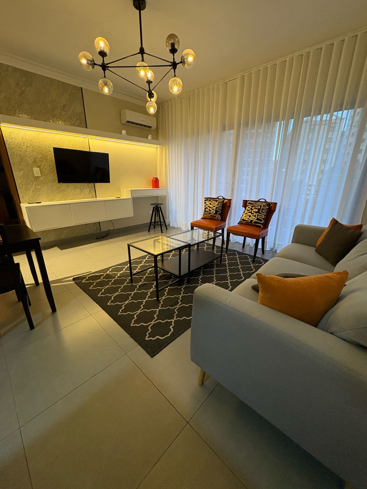 Apartamento amueblado en Alquiler en Serralles 1 Hab en República Dominicana