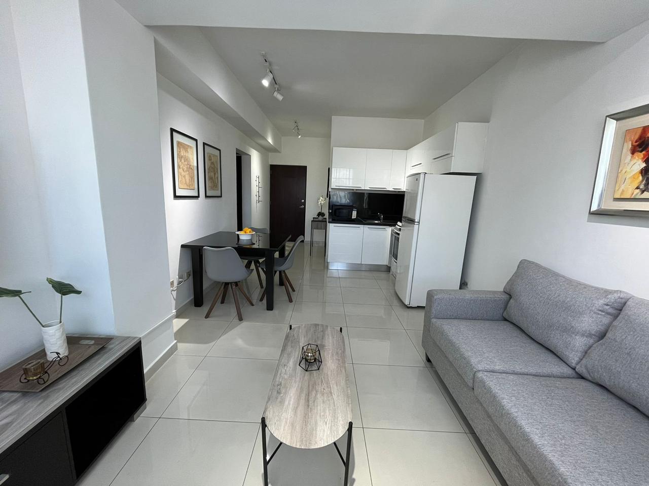 Apartamento en alquiler Ave. Lincoln Zona Universitaria, , Santo Domingo. en República Dominicana