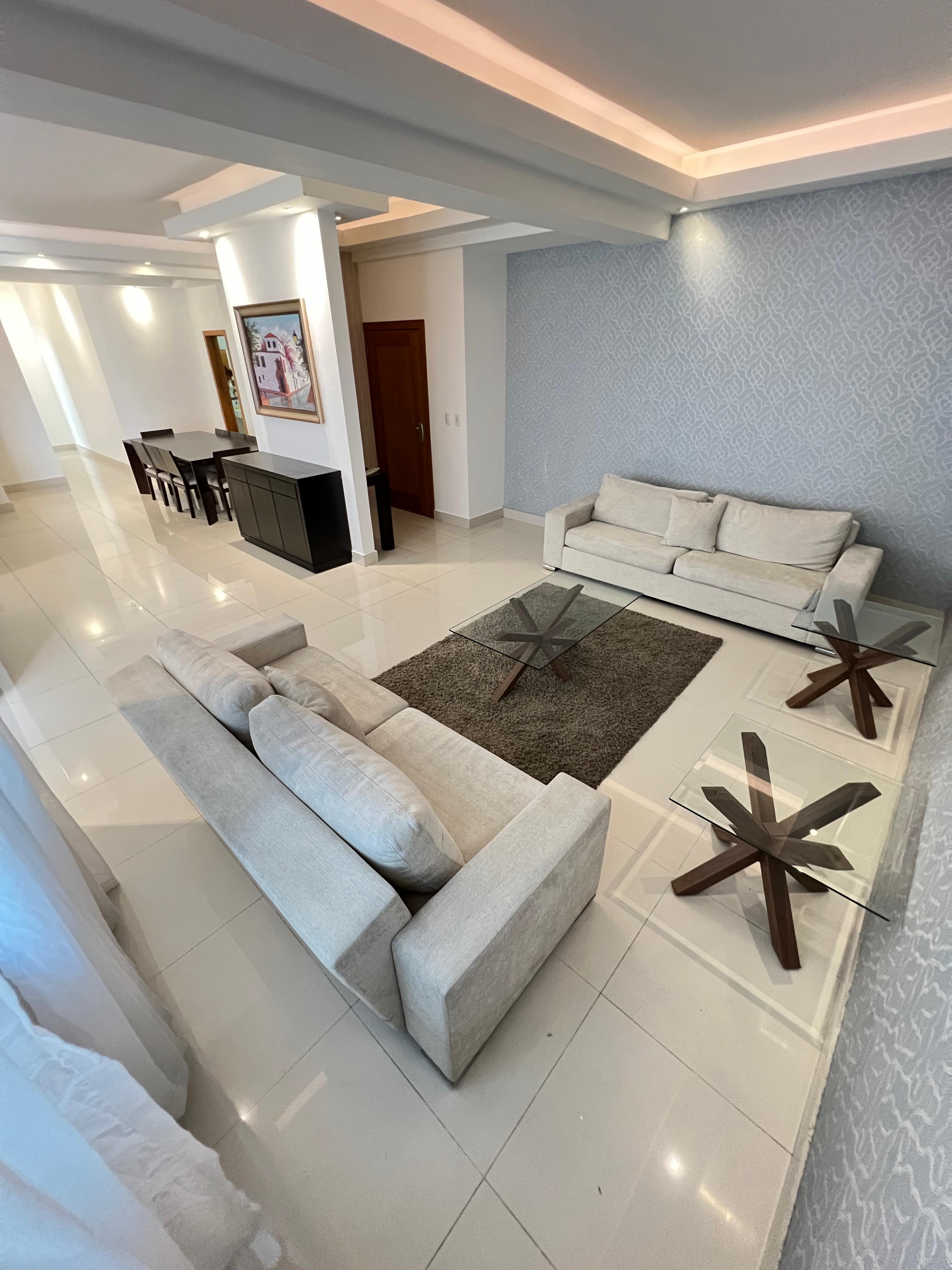 Apartamento en Alquiler en Evaristo Morales en República Dominicana