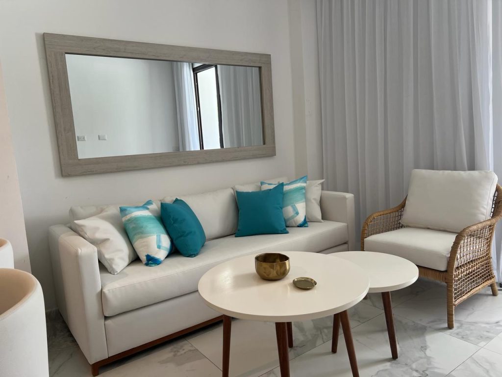 Apartamento de en Venta en La Autopista San Isidro 1 hab. Nuevos a estrenar, Santo Domingo Este. en República Dominicana