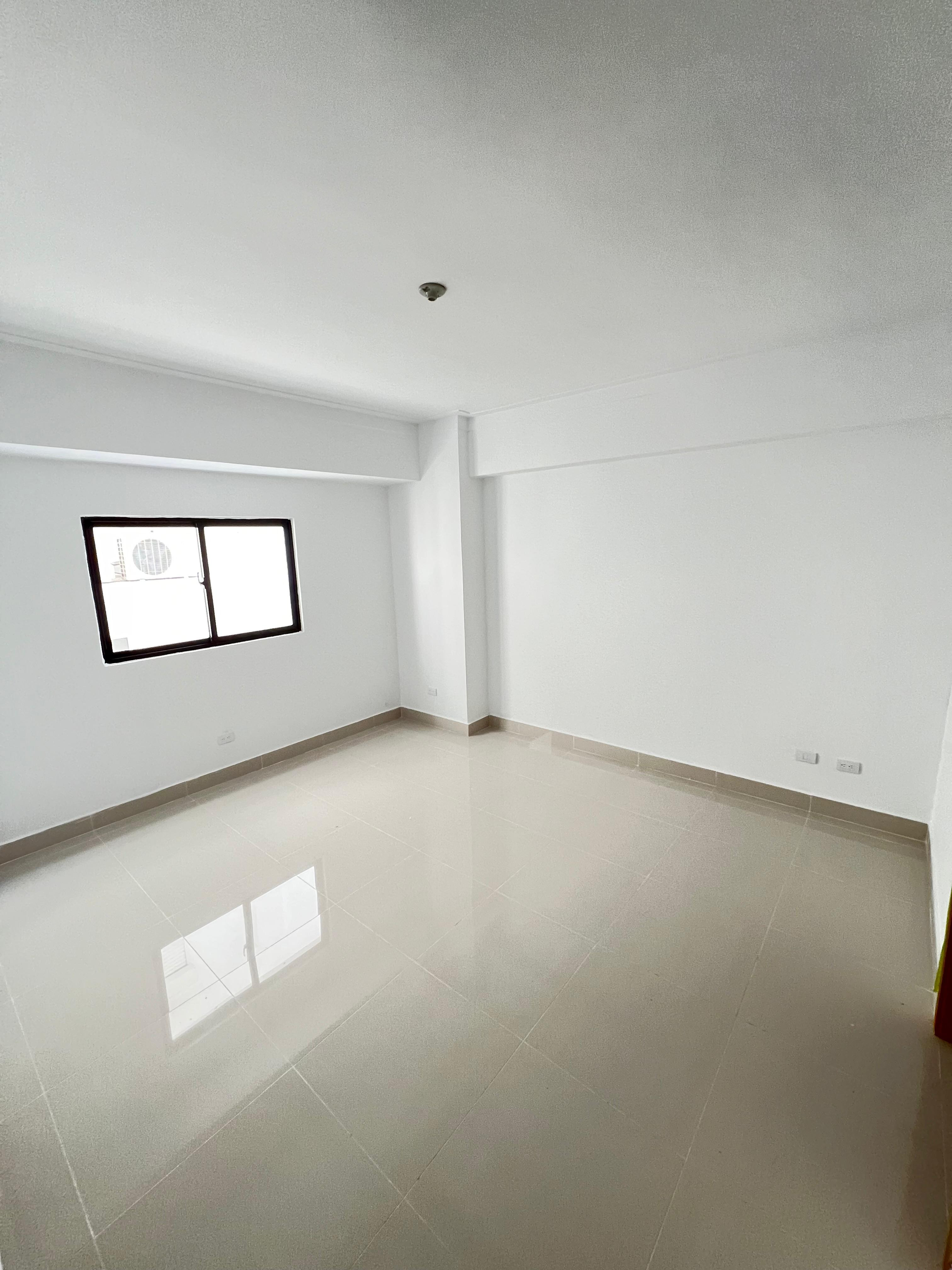Apartamento en Alquiler con Linea blanca en Mirador Sur en República Dominicana