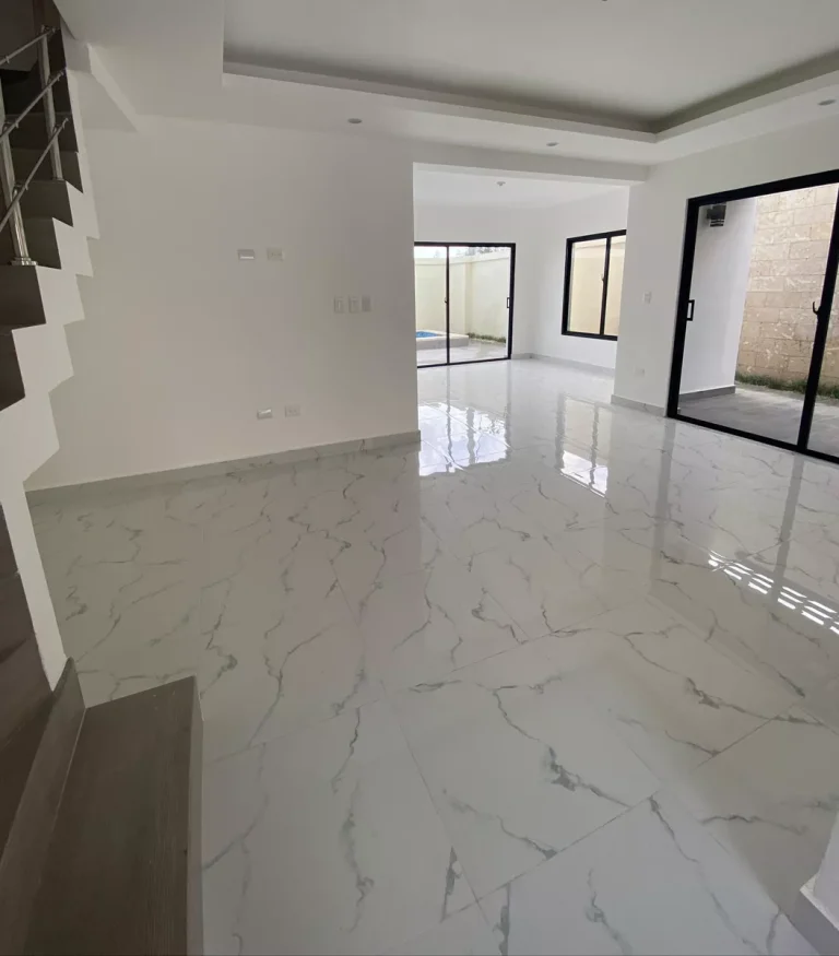 Apartamentos De 2 Y 3 Habitaciones En La Jacobo Majluta en República Dominicana