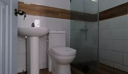 A88.-piantini .- 2 Dormitorio Mas Family Room, 3 Baños, 2 Estacionamientos, 1.150 Us$ .- en República Dominicana