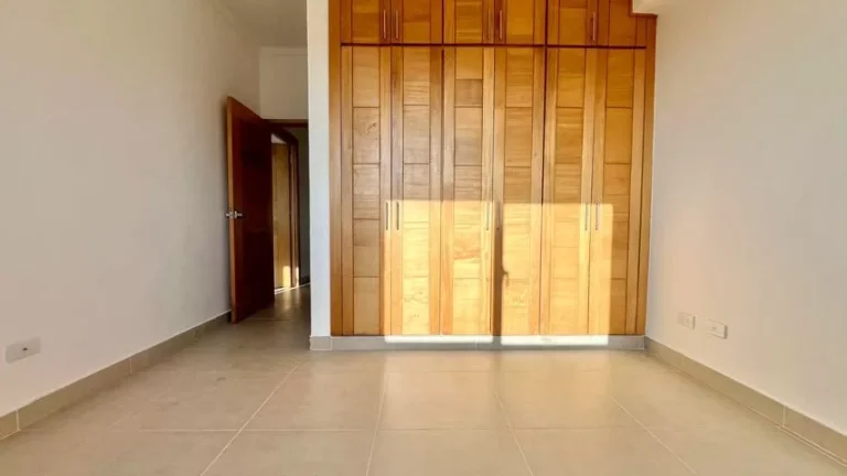 V8 .- Piantini 1 Habitación Tipo Condo en República Dominicana