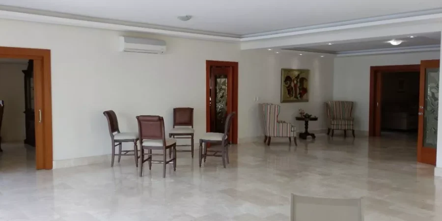 Apartamento en Venta en el Millón con Terraza Privada, . en República Dominicana
