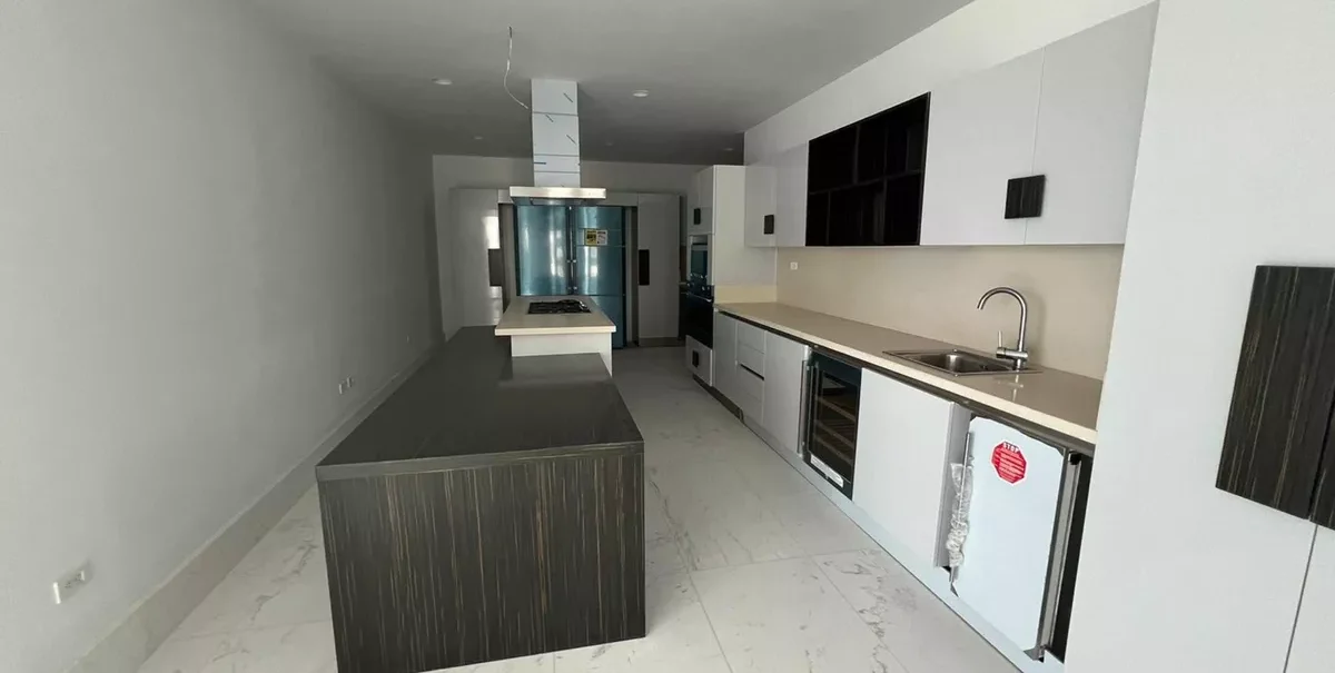 Piantini Apto. Amueblado C/terraza 2do. Nivel 1 Hab, 1 Baño 1 Parqueo en República Dominicana