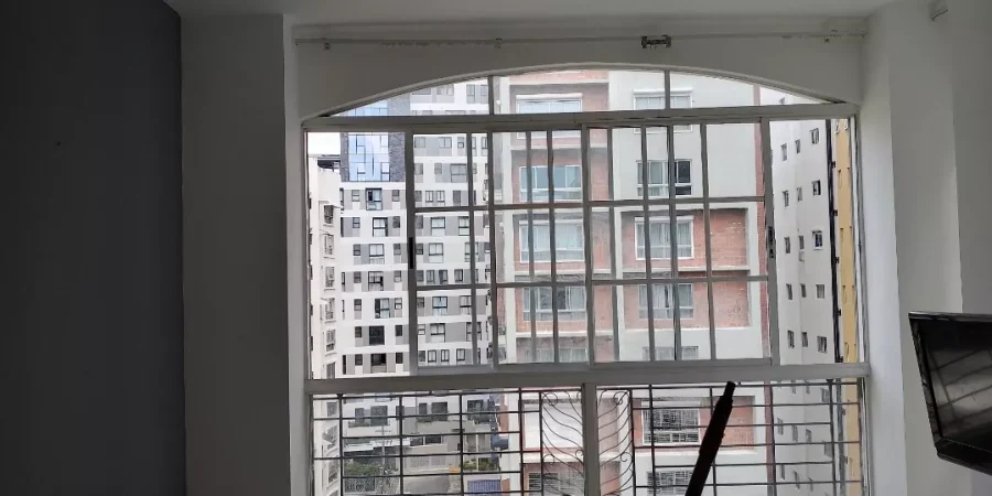 Apartamento En 4to Nivel Con Azotea Exclusiva En Alquiler, Santiago Awpa01 en República Dominicana