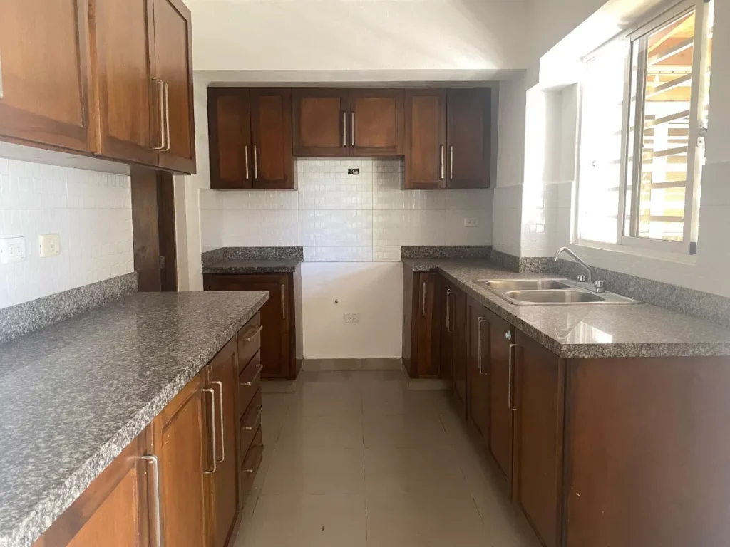 Vendo Ph La Esperilla Piso 15y 16 Tres Hab Con Su Baño 6 Par en República Dominicana