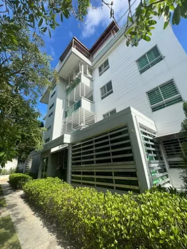 Apartamento En 4to Nivel Con Azotea Exclusiva En Alquiler, Santiago Awpa01 en República Dominicana