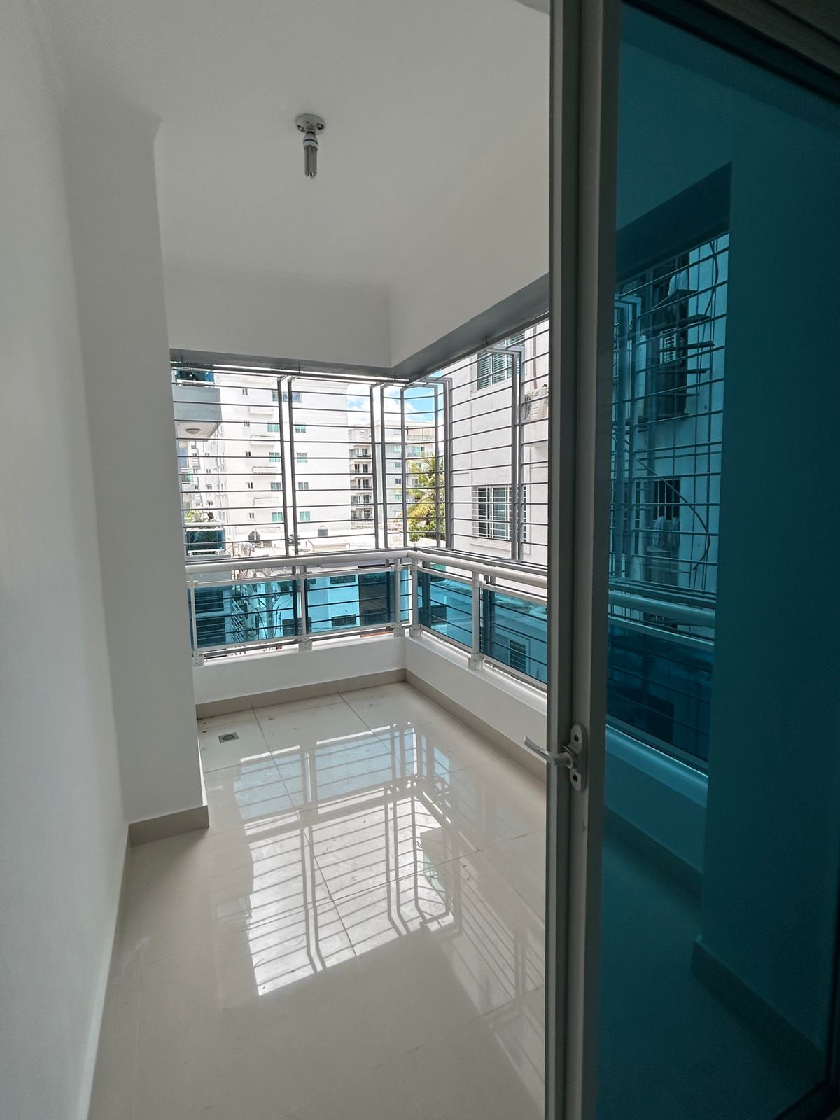 Rento apartamento 3 habitaciones evaristo morales en República Dominicana