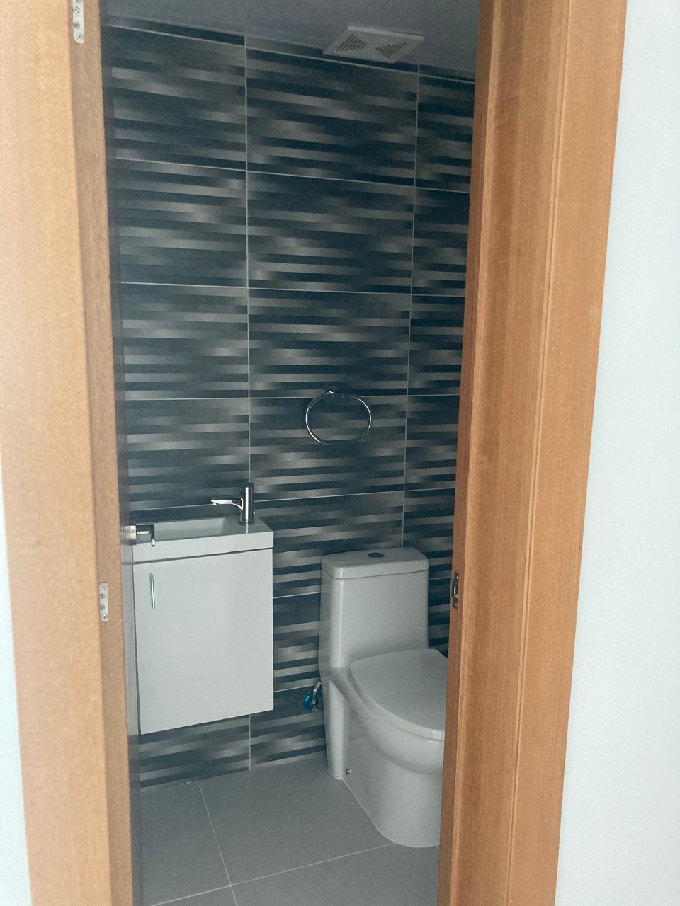 Apartamento en Alquiler Amueblado de 1 hab. con Terraza, En Serralles, , Santo Domingo. en República Dominicana