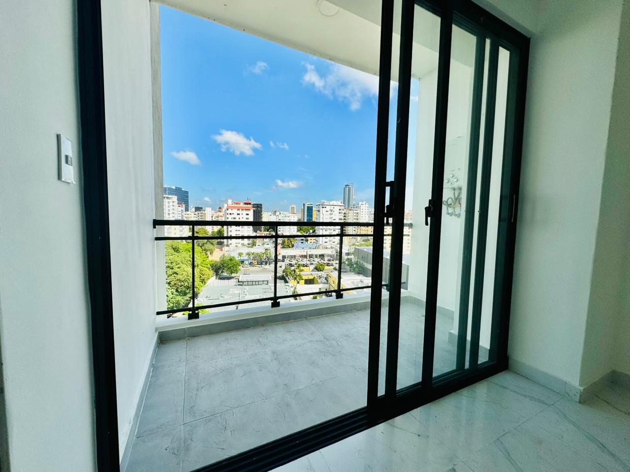 Local en Alquiler en Urb Fernandez Primer nivel en República Dominicana