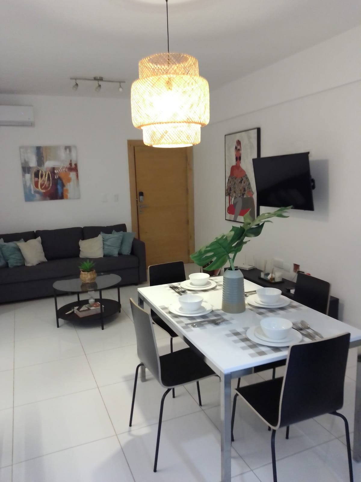 Apartamento de 2 habitaciones en venta en Mirador Norte en República Dominicana