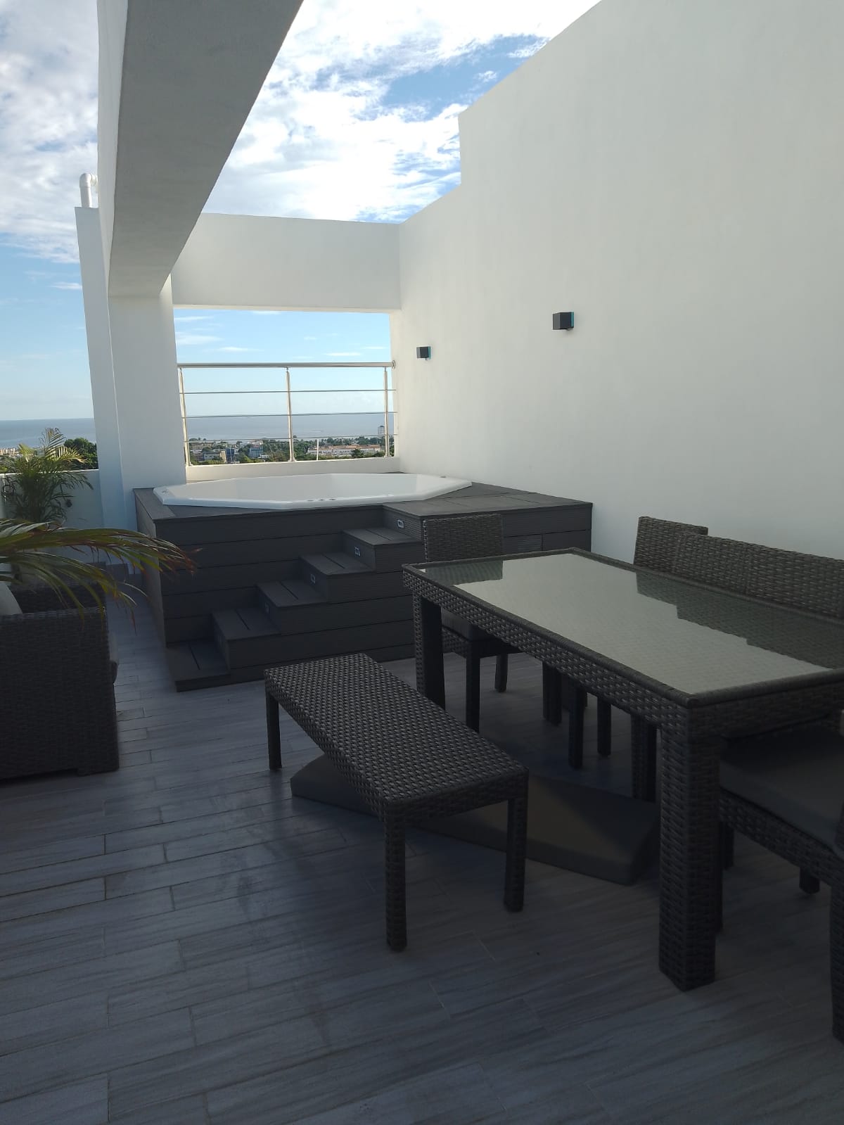 Apartamento Nuevo En Venta En Lujosa Torre En La Esmeralda, Santiago Wpa35 en República Dominicana