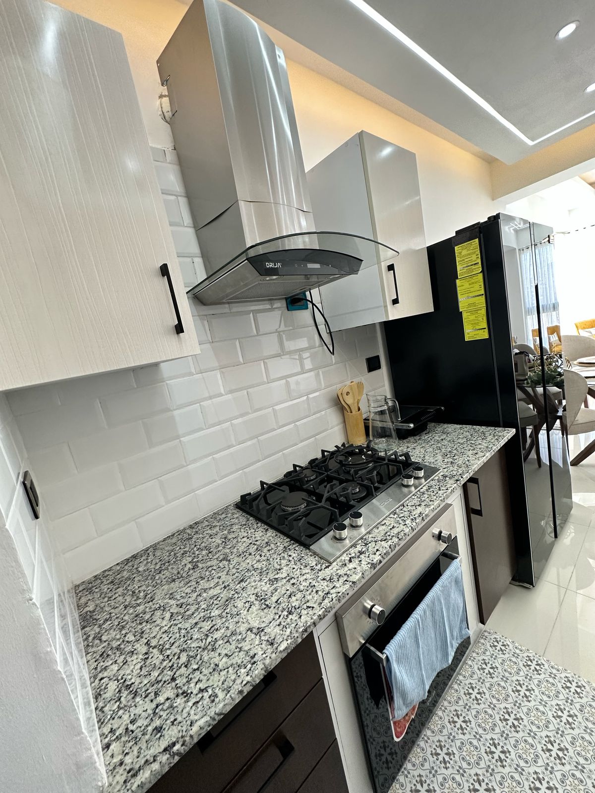 Apartamento amueblado en Alquiler en Evaristo Morales 1 habitacion en República Dominicana