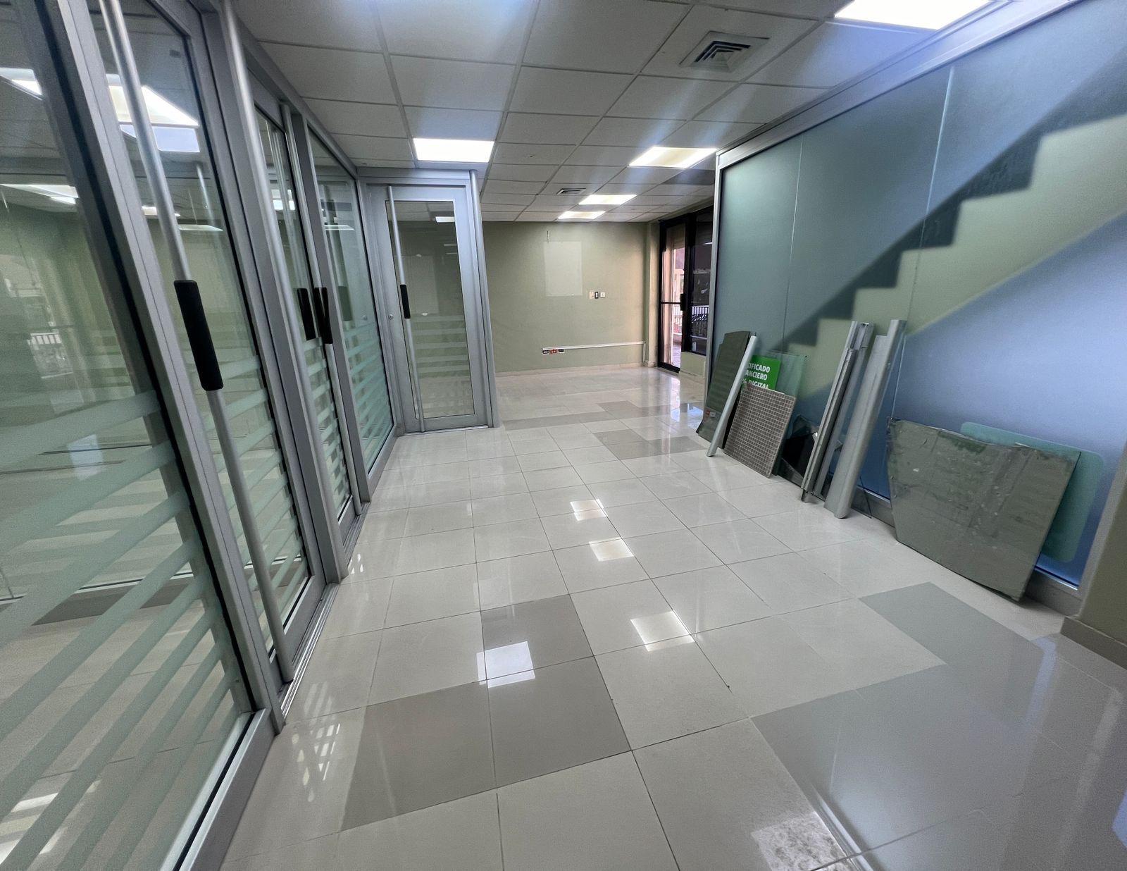 Apartamento con Linea Blanca 1 Habitación en alquiler Evaristo Morales en República Dominicana