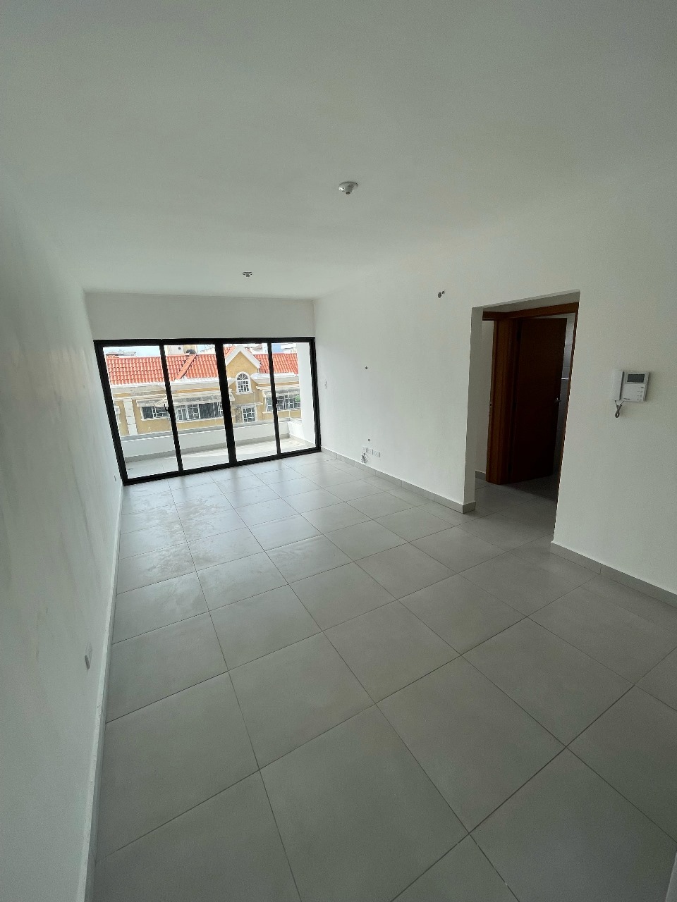Apartamento en Renta de 2 hab. En Evaristo Morales, , Santo Domingo. en República Dominicana