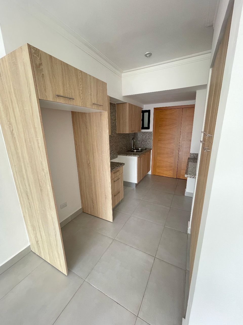 Apartamento en Renta de 2 hab. En Evaristo Morales, , Santo Domingo. en República Dominicana