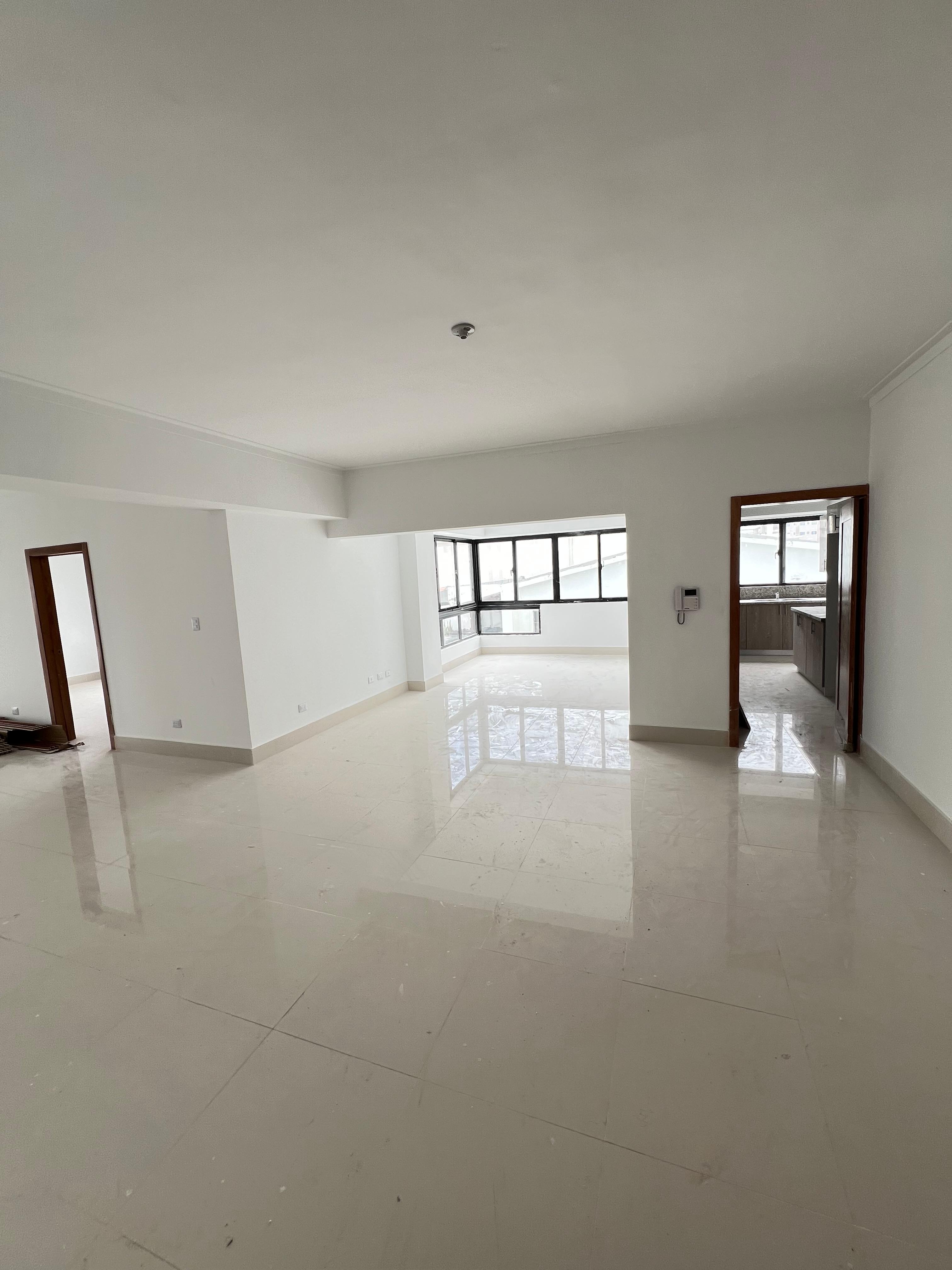 Apartamento en alquiler en Evaristo Morales 2 hab en República Dominicana