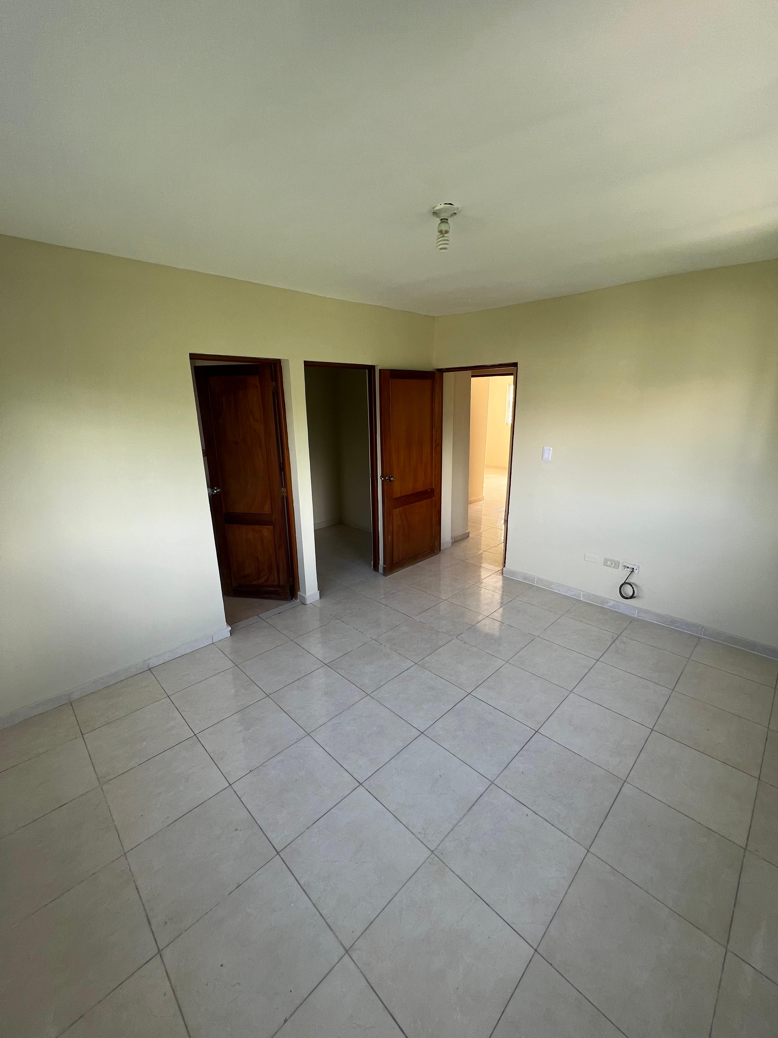 Local en Alquiler en zona exclusiva de Los Prados, , Santo Domingo. en República Dominicana