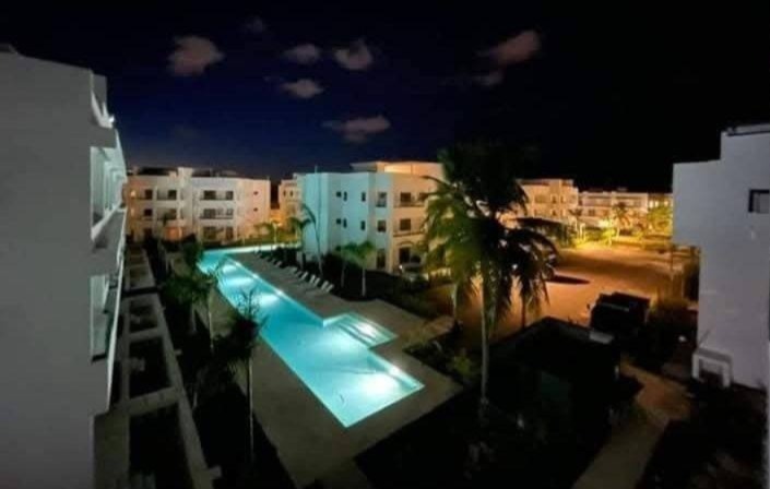 Alquilo Local Comercial en el Ensanche Julieta Morales, , Santo Domingo en República Dominicana