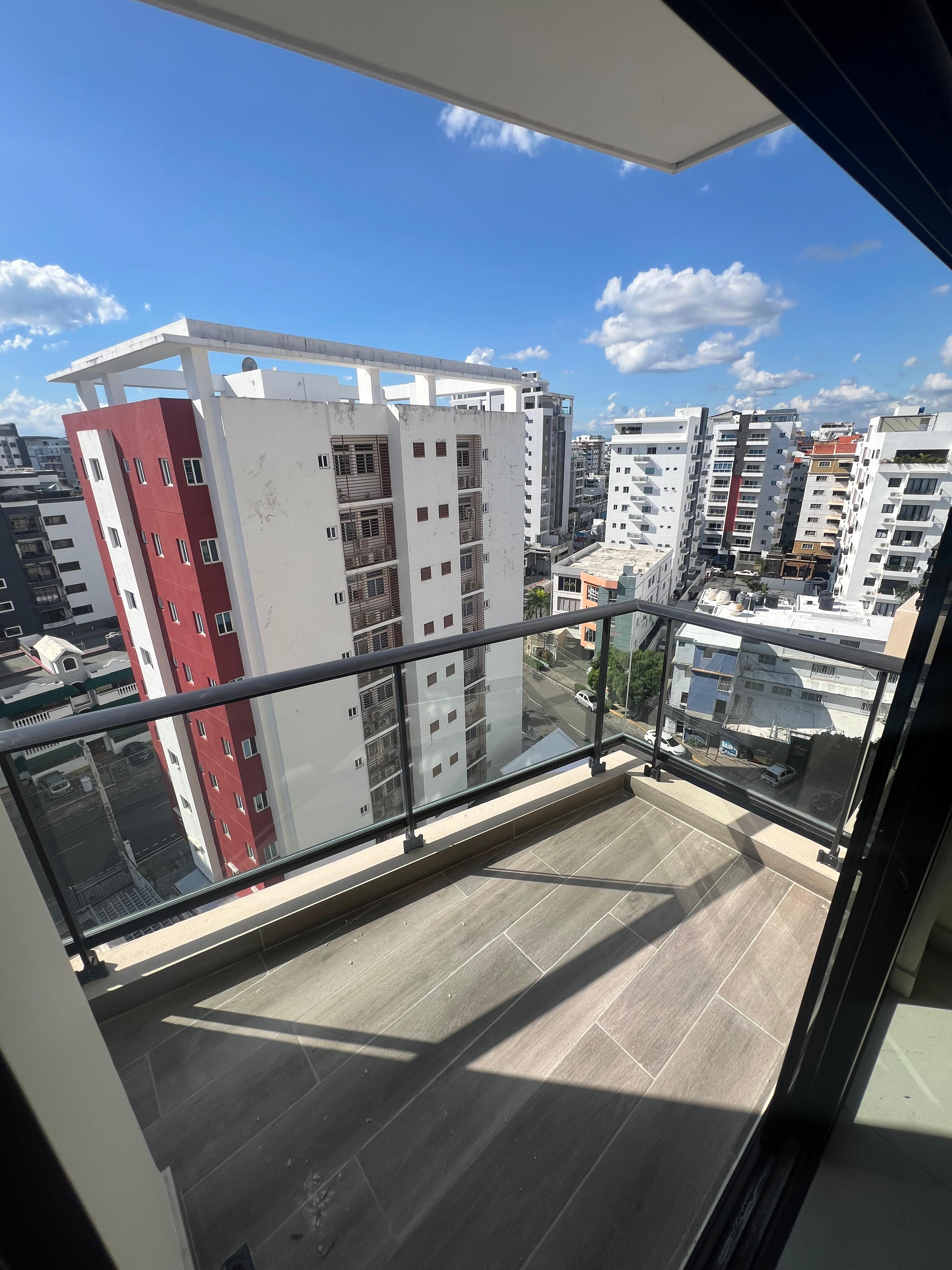 Apartamento en alquiler nuevo a estrenar de 2 Habitaciones en Evaristo morales en República Dominicana